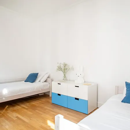 Apartment Grands Boulevards Family Paris